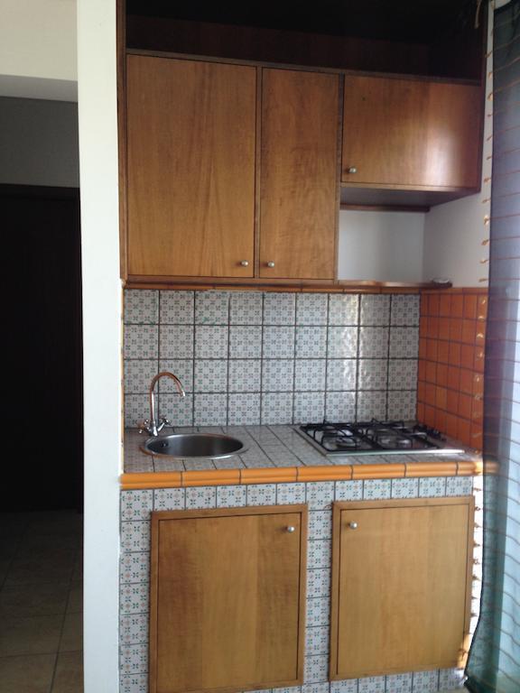 Residence Mareblu Barcellona Pozzo di Gotto Habitación foto